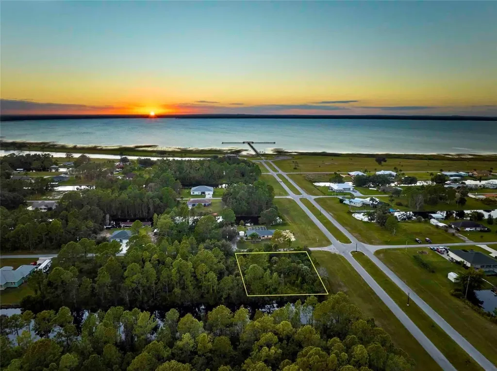 2 Amaryllis Drive Indian Lake Estates FL 33855