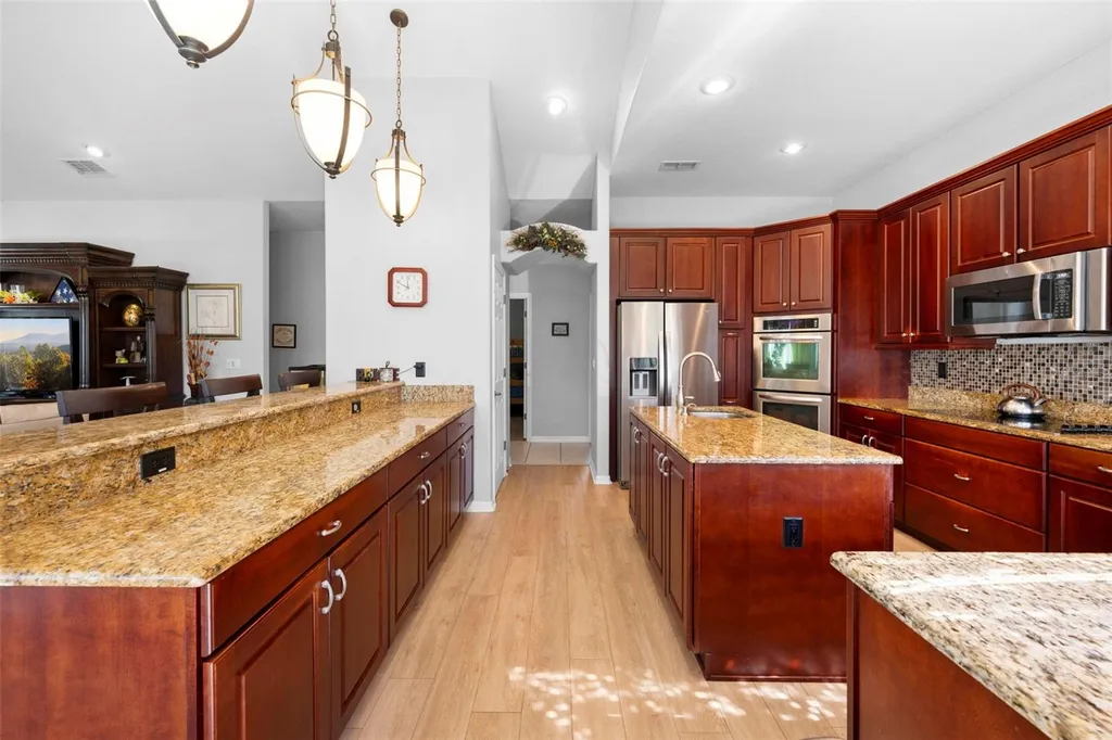 11200 Woodland Waters Boulevard Weeki Wachee FL 34613