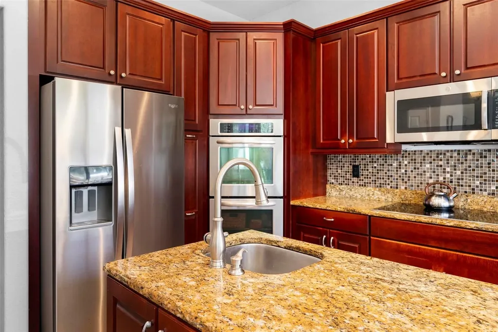 11200 Woodland Waters Boulevard Weeki Wachee FL 34613