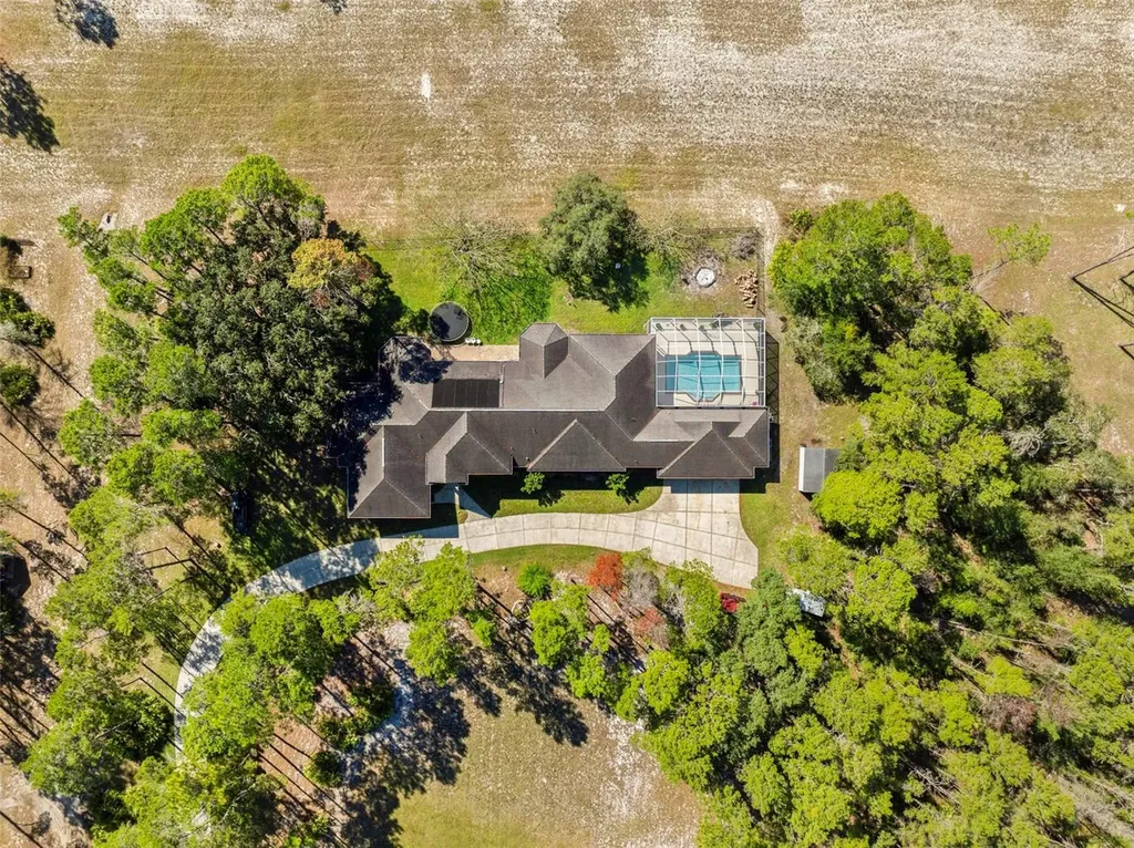11200 Woodland Waters Boulevard Weeki Wachee FL 34613