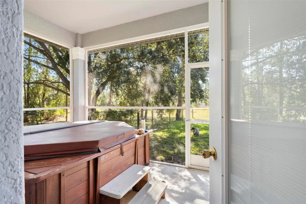 11200 Woodland Waters Boulevard Weeki Wachee FL 34613