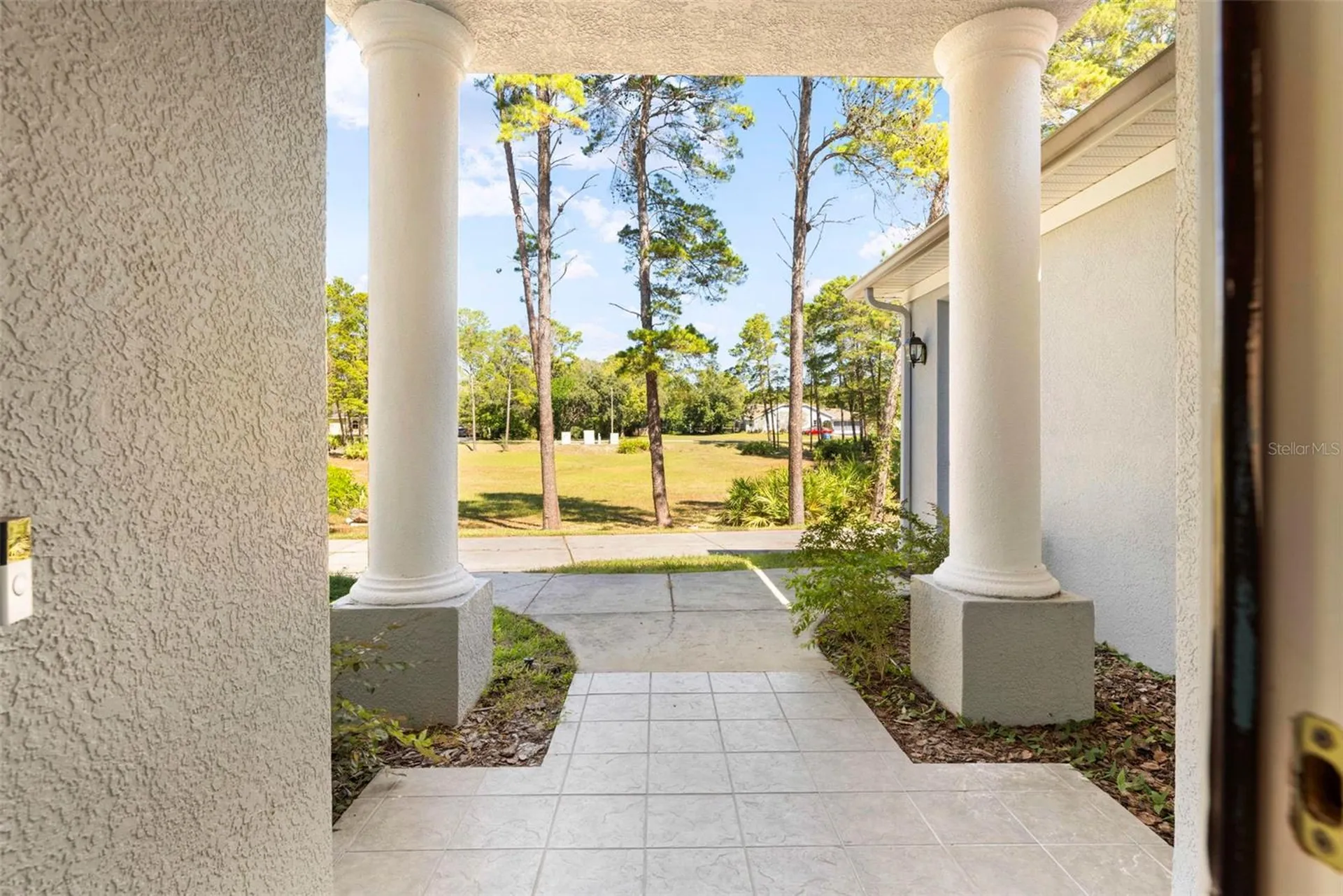 11200 Woodland Waters Boulevard Weeki Wachee FL 34613