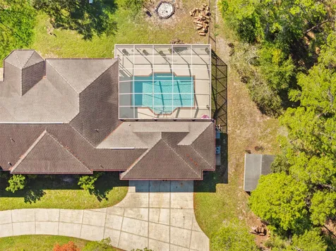 11200 Woodland Waters Boulevard Weeki Wachee FL 34613