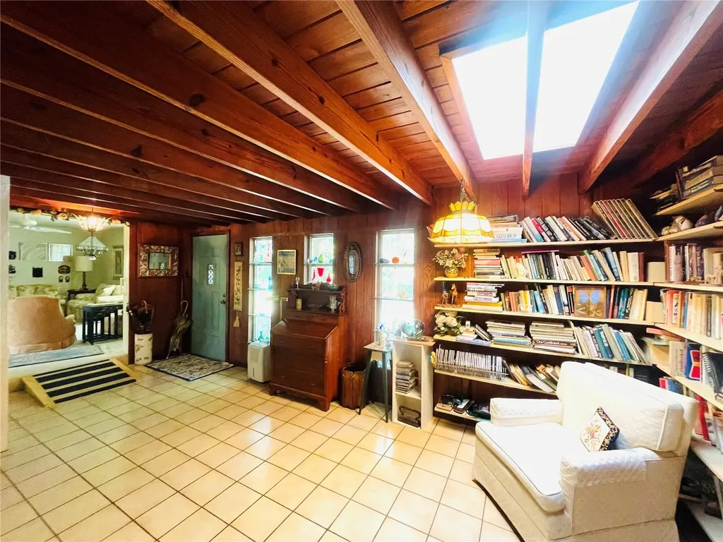 550 46th Street Sarasota FL 34234