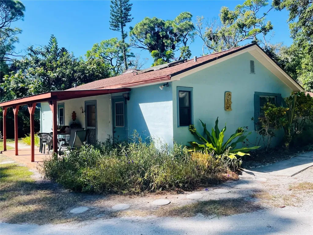 550 46th Street Sarasota FL 34234