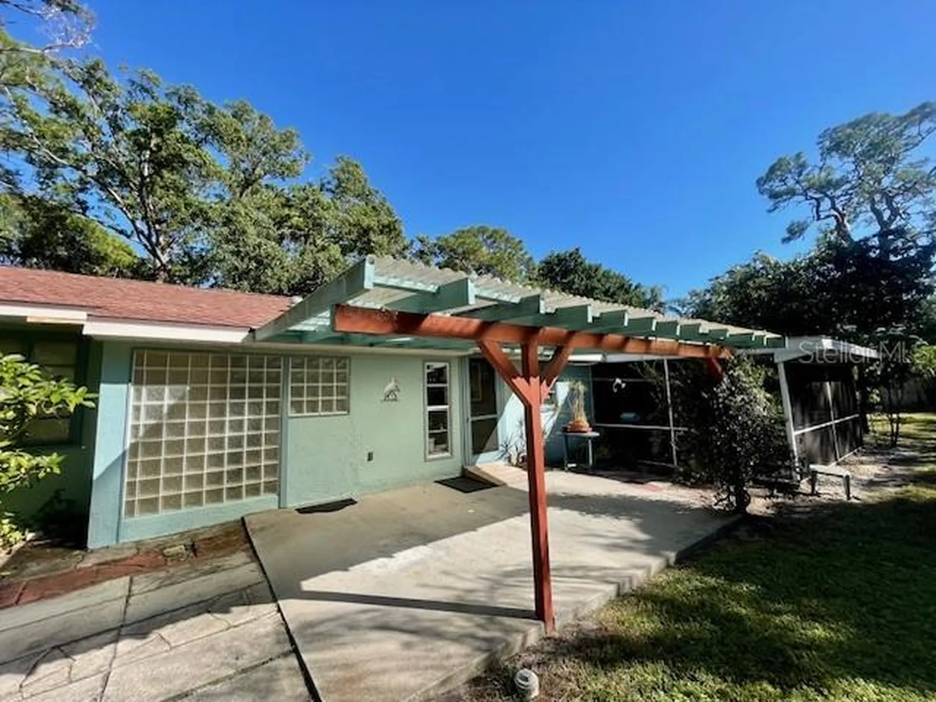 550 46th Street Sarasota FL 34234