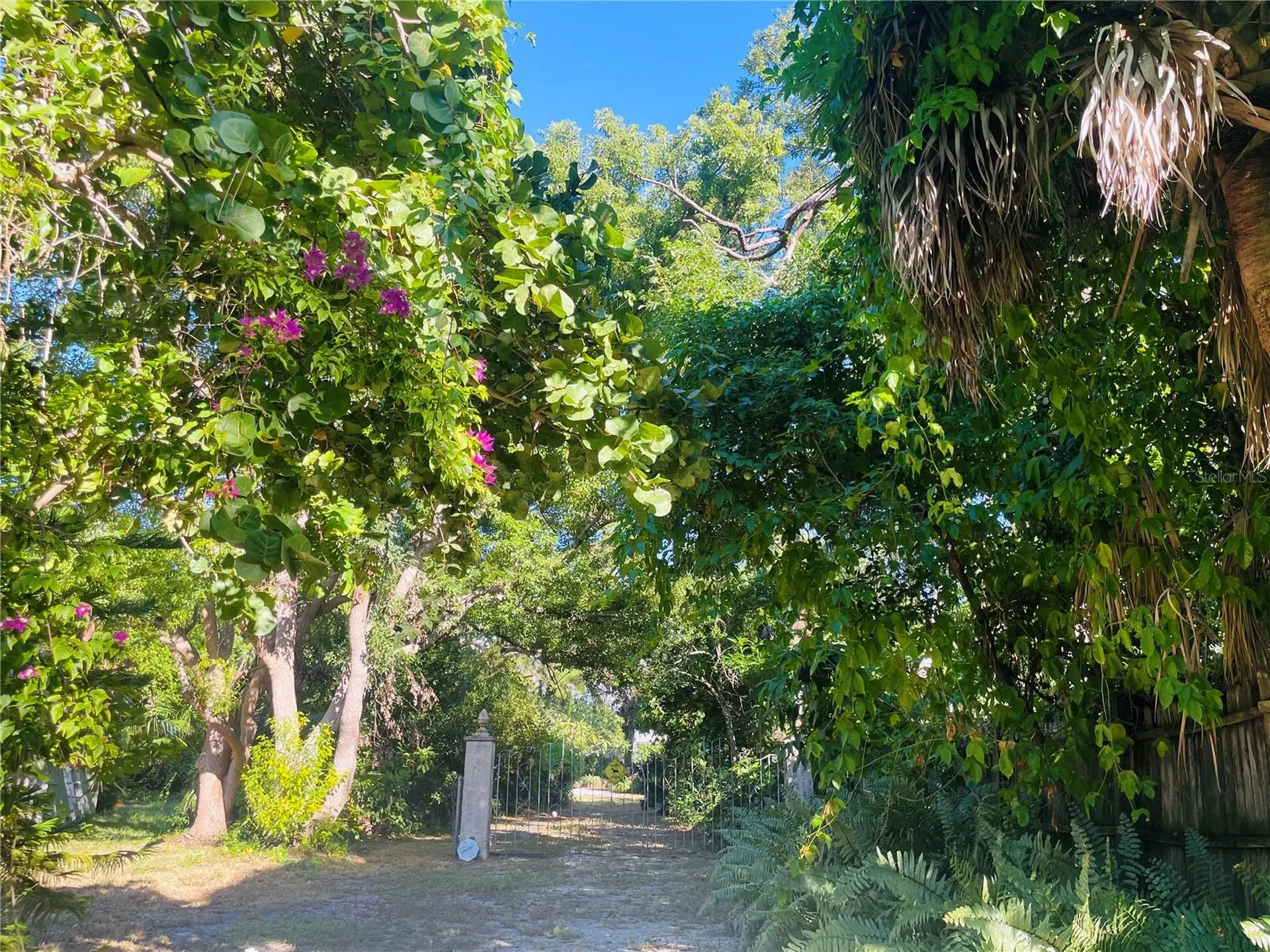 550 46th Street Sarasota FL 34234