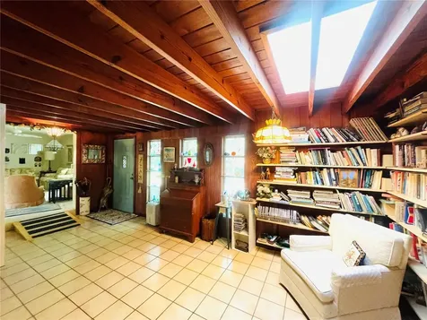 550 46th Street Sarasota FL 34234