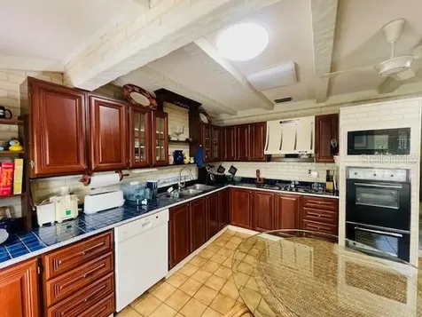 550 46th Street Sarasota FL 34234