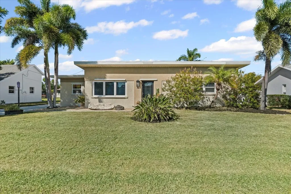 344 45th Street Court W Palmetto FL 34221