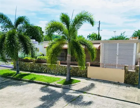 1 Urb. Flamboyanes Ponce PR 00780