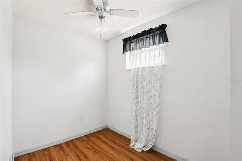 10133 Peoples Loop Port Richey FL 34668