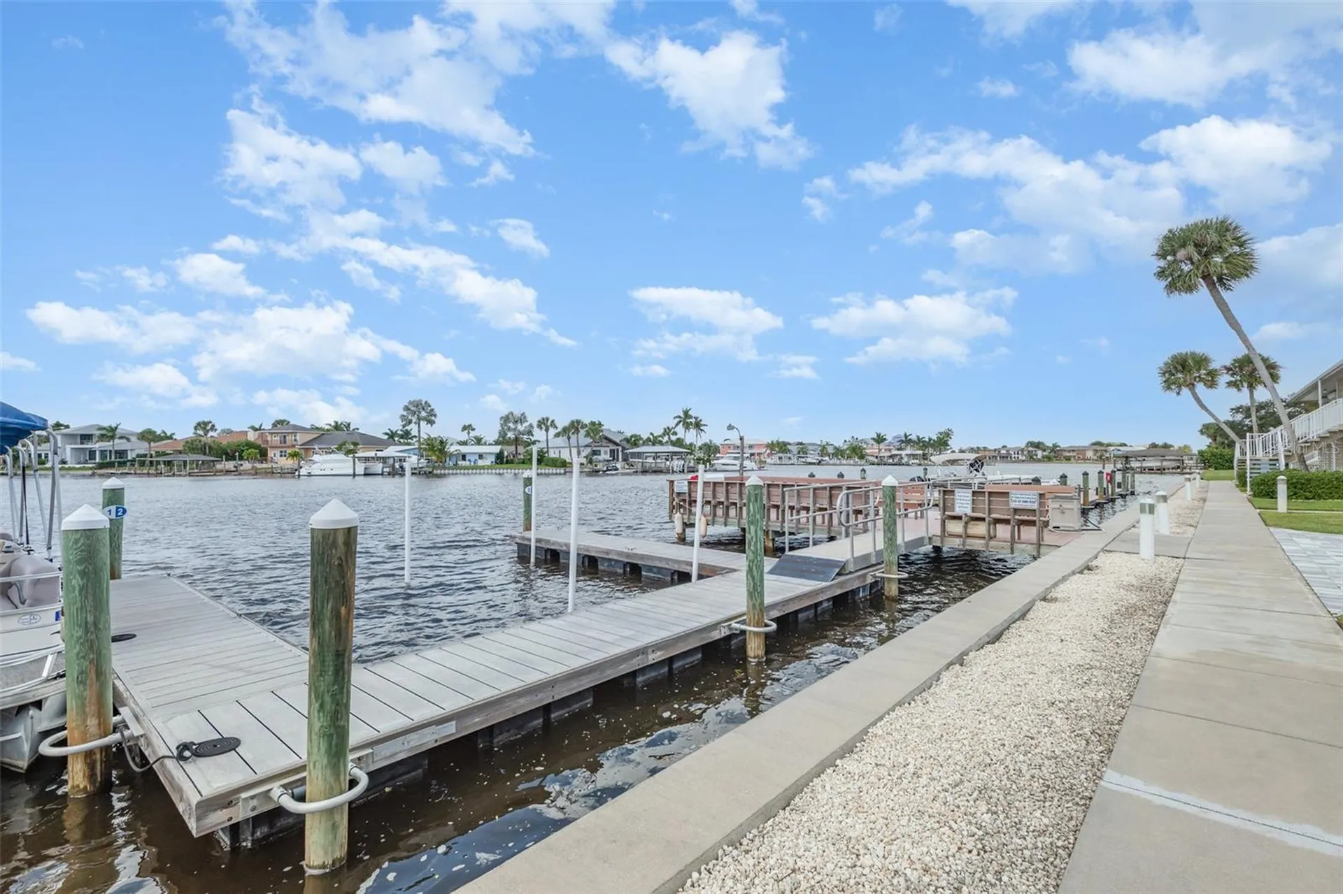 335 N Causeway New Smyrna Beach FL 32169