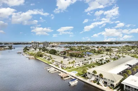 335 N Causeway New Smyrna Beach FL 32169