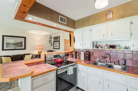 335 N Causeway New Smyrna Beach FL 32169