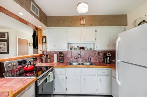 335 N Causeway New Smyrna Beach FL 32169