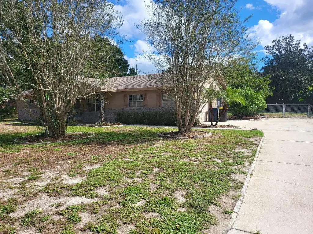 1210 Lynn Avenue Auburndale FL 33823