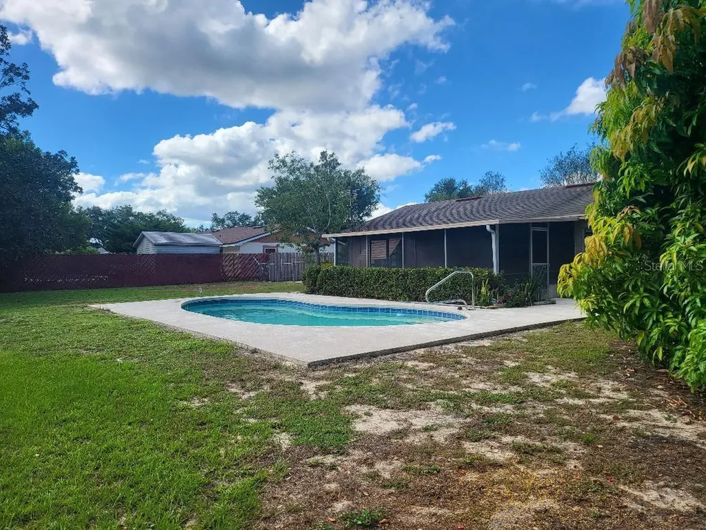 1210 Lynn Avenue Auburndale FL 33823