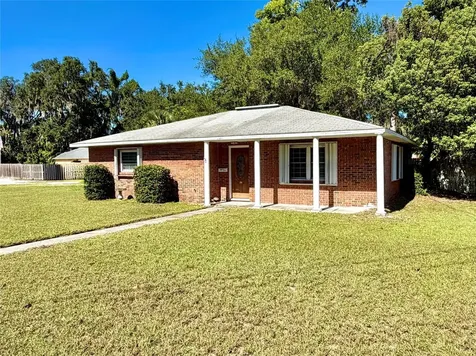 208 Palm Way Tavares FL 32778