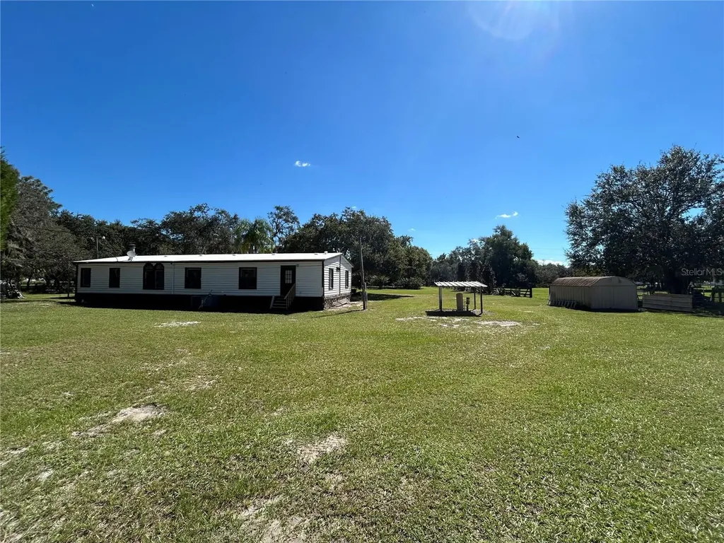 9720 N Road 33 Polk City FL 33868