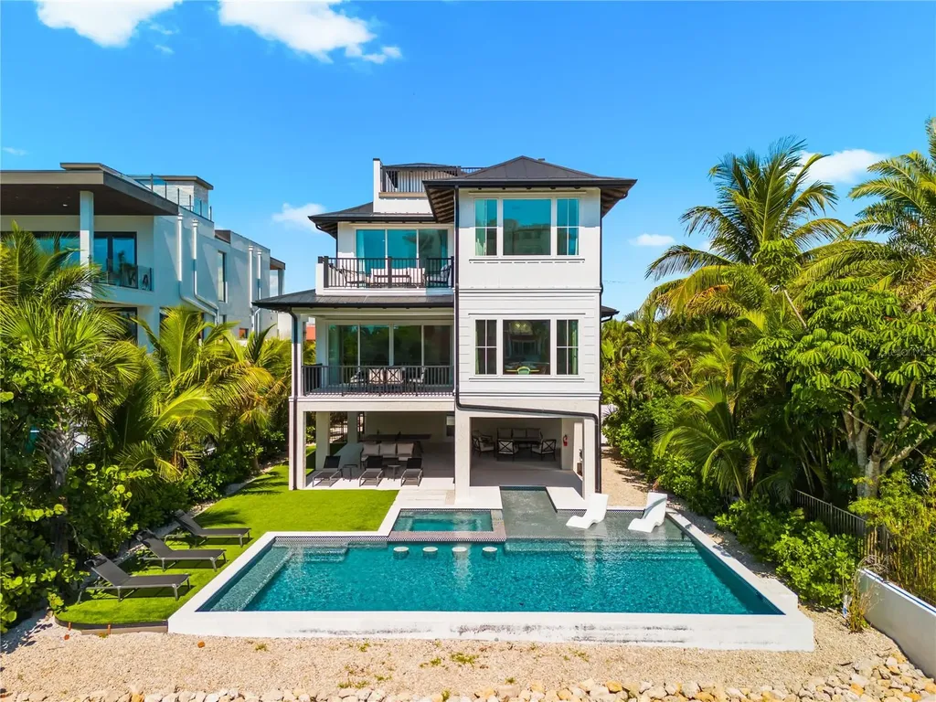 551 S Washington Drive Sarasota FL 34236