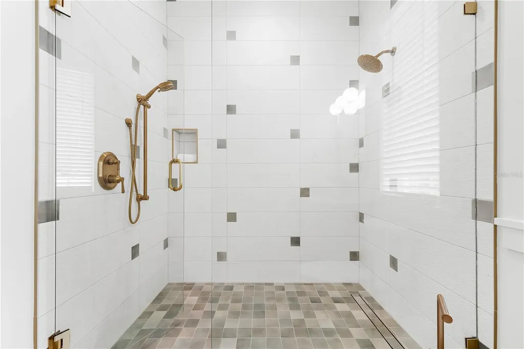 551 S Washington Drive Sarasota FL 34236
