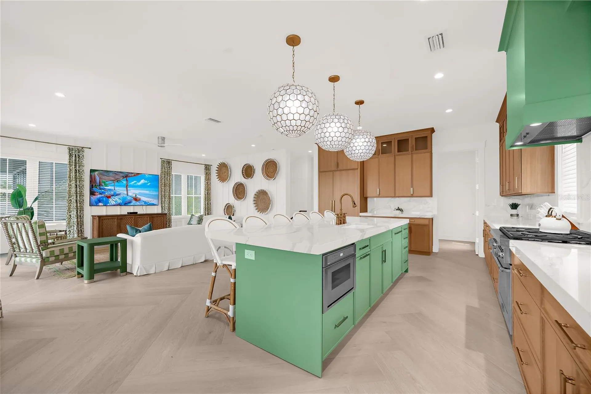 551 S Washington Drive Sarasota FL 34236