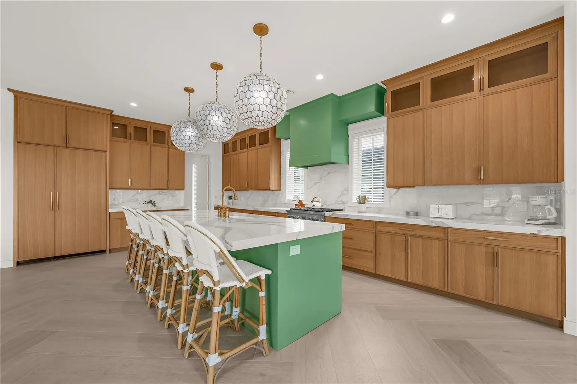 551 S Washington Drive Sarasota FL 34236