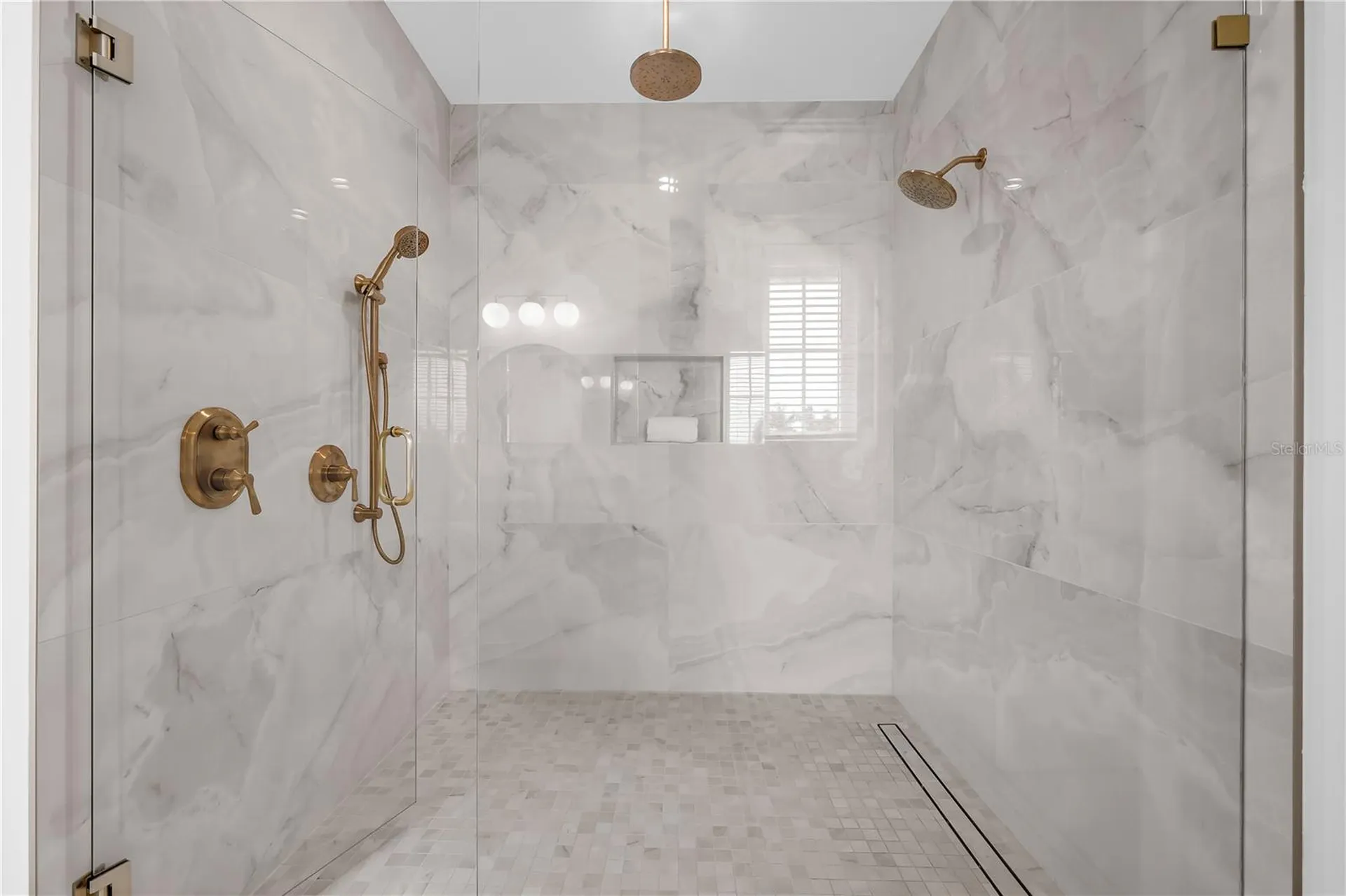 551 S Washington Drive Sarasota FL 34236