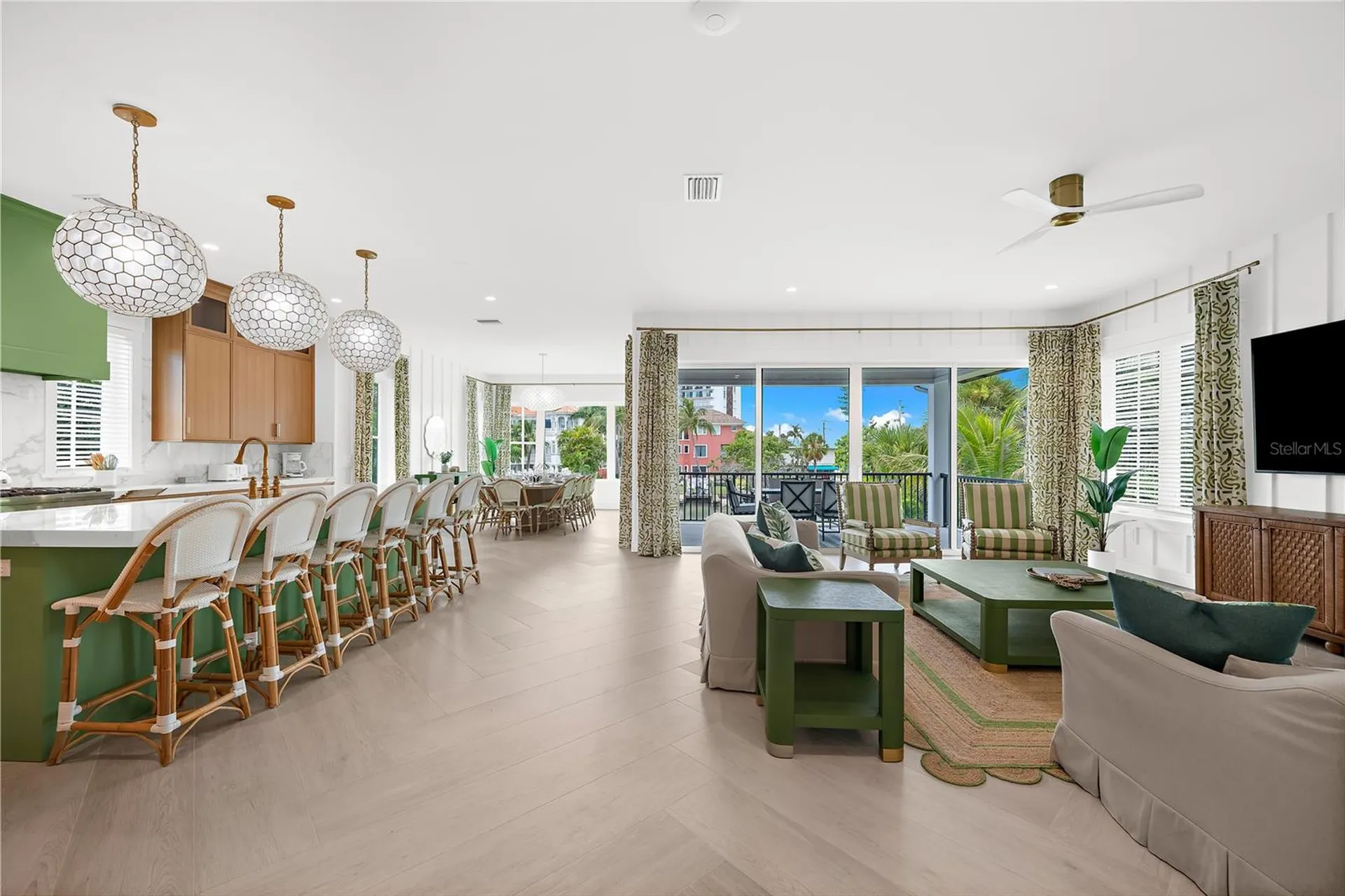 551 S Washington Drive Sarasota FL 34236