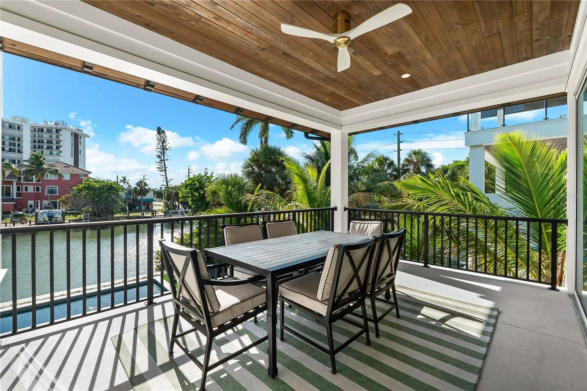 551 S Washington Drive Sarasota FL 34236