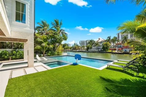 551 S Washington Drive Sarasota FL 34236