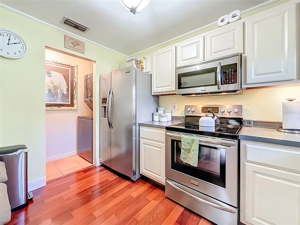 2933 Lichen Lane Clearwater FL 33760
