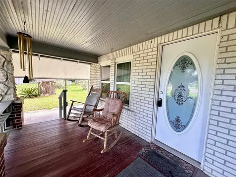 15591 SW County Road 235 Brooker FL 32622