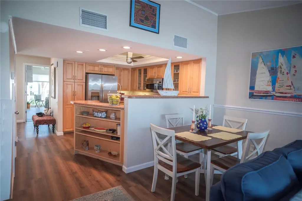 2255 N Beach Road Englewood FL 34223