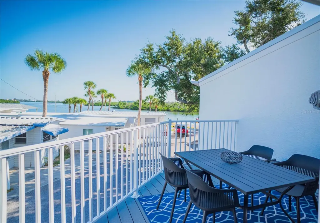 2255 N Beach Road Englewood FL 34223