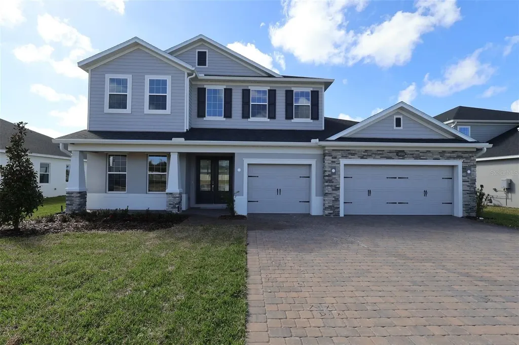 3233 Wolf Lake Avenue Apopka FL 32712