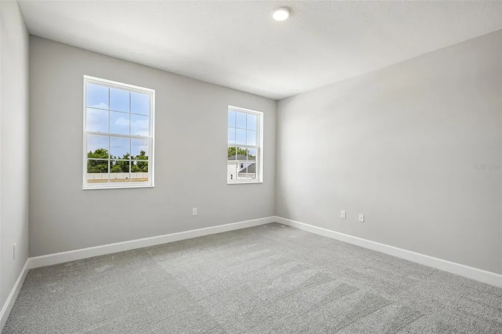 3233 Wolf Lake Avenue Apopka FL 32712