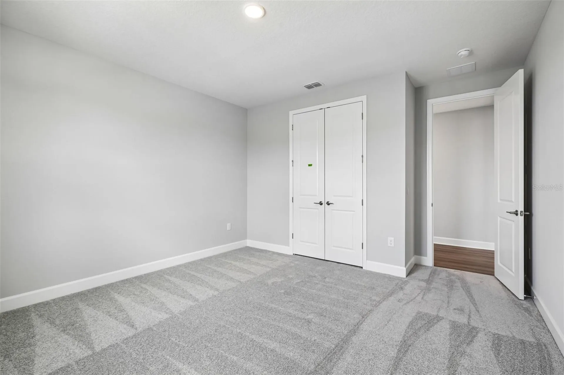 3233 Wolf Lake Avenue Apopka FL 32712