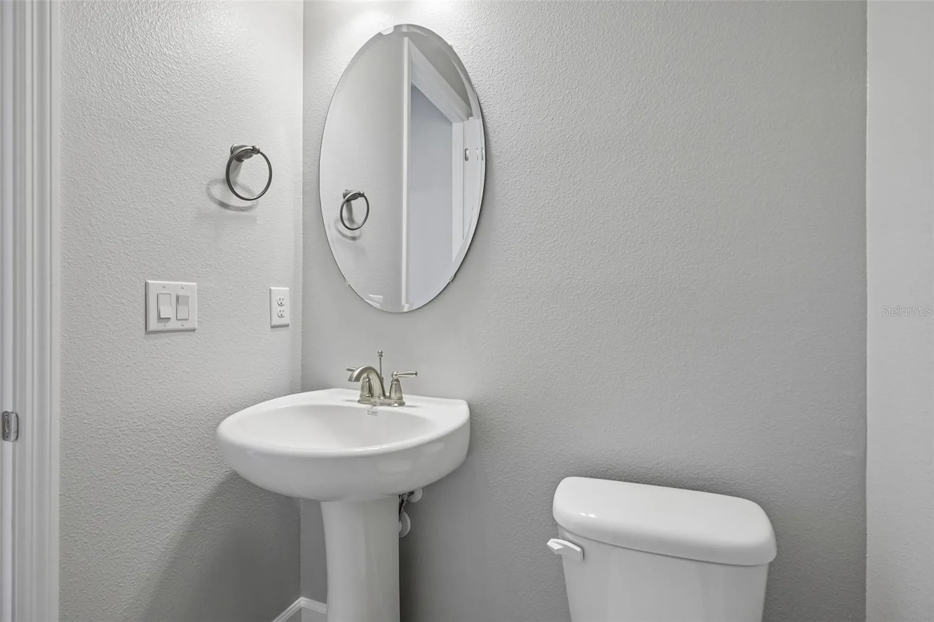 3233 Wolf Lake Avenue Apopka FL 32712
