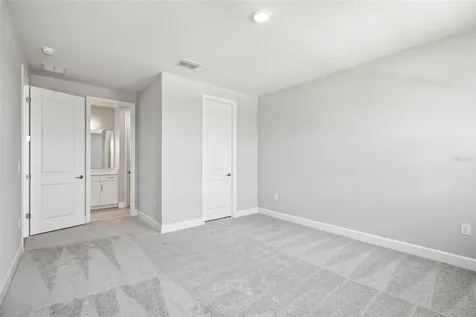 3233 Wolf Lake Avenue Apopka FL 32712