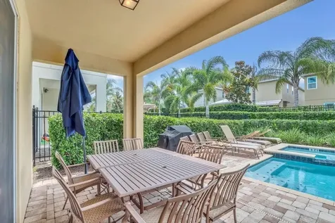 450 Novi Path Kissimmee FL 34747