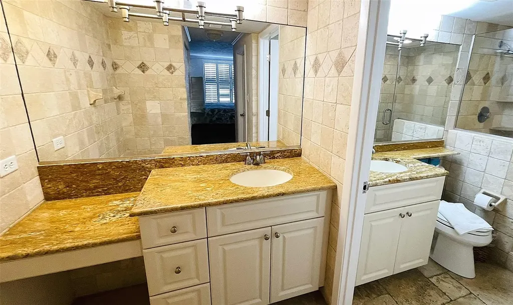 6480 Midnight Pass Road Sarasota FL 34242