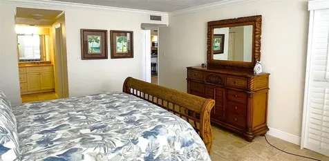 6480 Midnight Pass Road Sarasota FL 34242