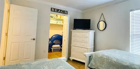 6480 Midnight Pass Road Sarasota FL 34242