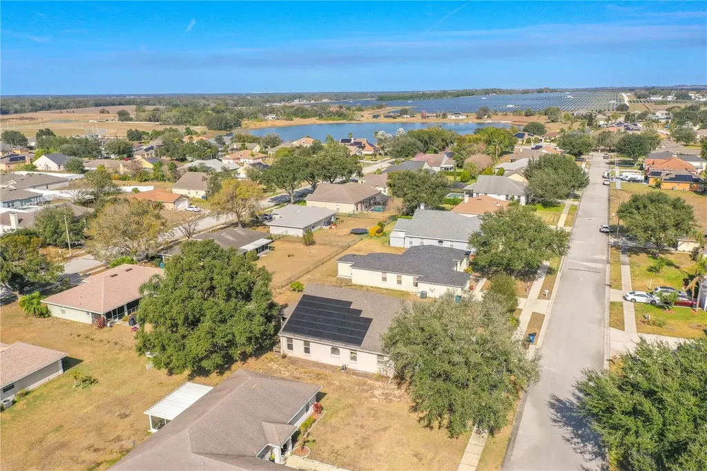 4317 Dinner Lake Drive Lake Wales FL 33859