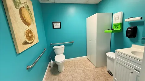 3350 E Bay Drive Largo FL 33771