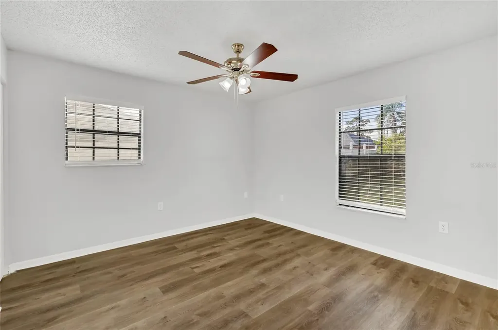 975 Derbyshire Drive Kissimmee FL 34758