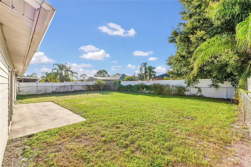 975 Derbyshire Drive Kissimmee FL 34758