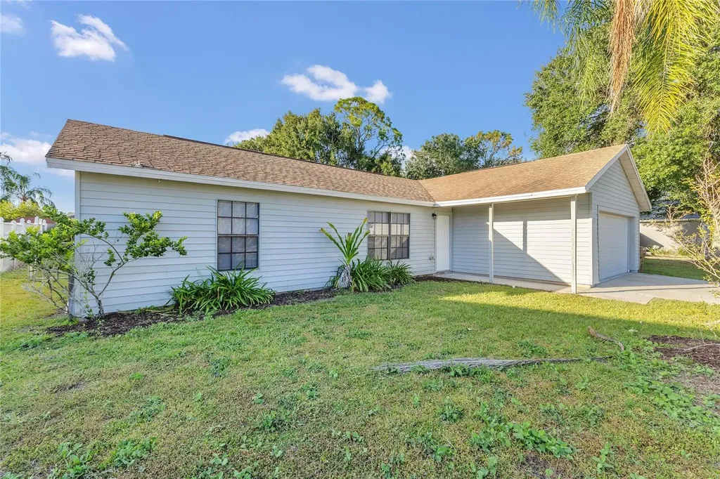 975 Derbyshire Drive Kissimmee FL 34758